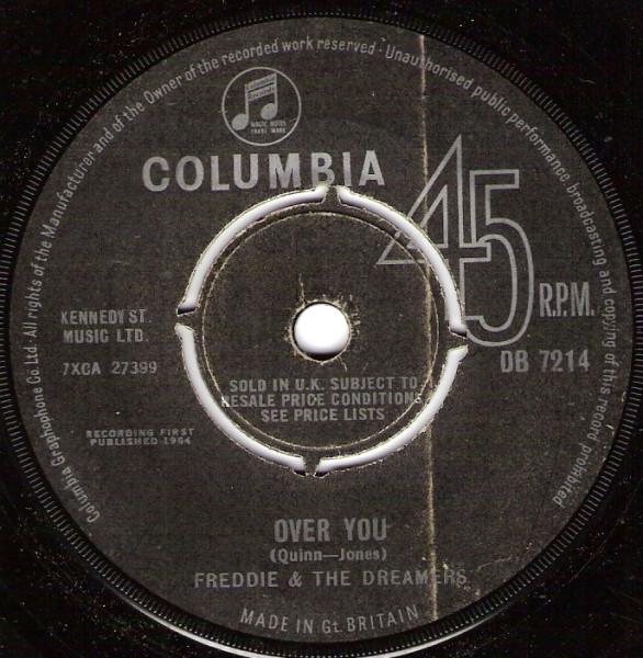 7inch Record FREDDIE & THE DREAMERS - Over You DB7214 Columbia 1964 UK Rock Used