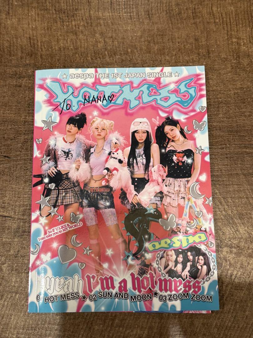

[USED] aespa hotmees all autographed