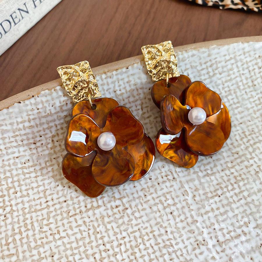 French Retro Silver Needle Round Flat Round Resin Fringed Earrings Light Luxury High-end Earrings Versatile Earrings