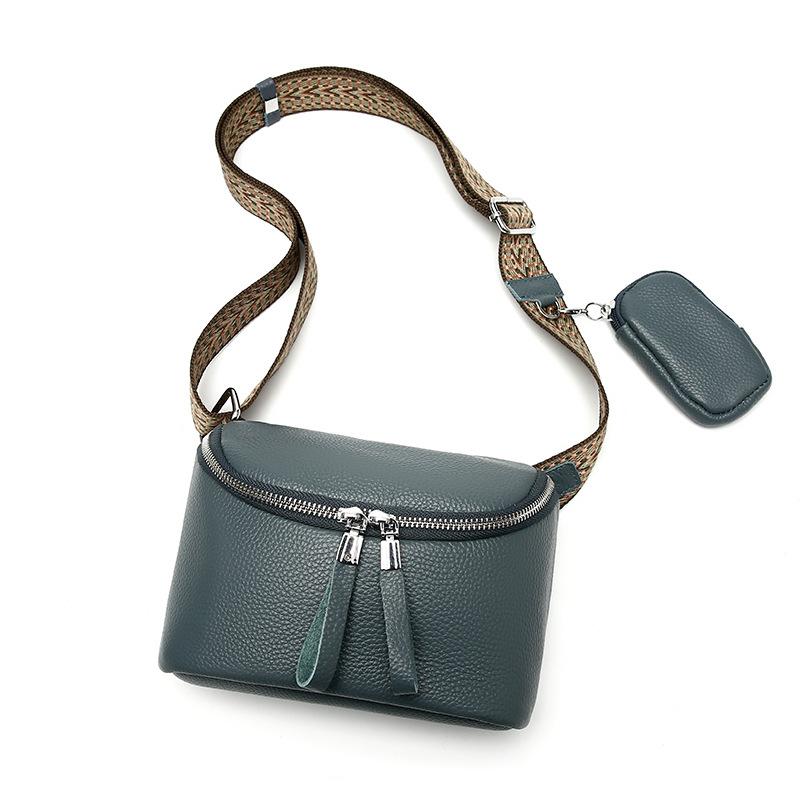 Leather Women'S Bag First Layer Cowhide Women'S Shoulder Messenger Bag Mini Small Lunch Box Bag Simple Breast Bag Tide