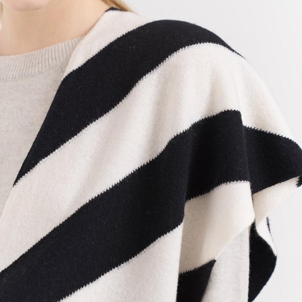 Dal Cashmere Shawl Cape Black White