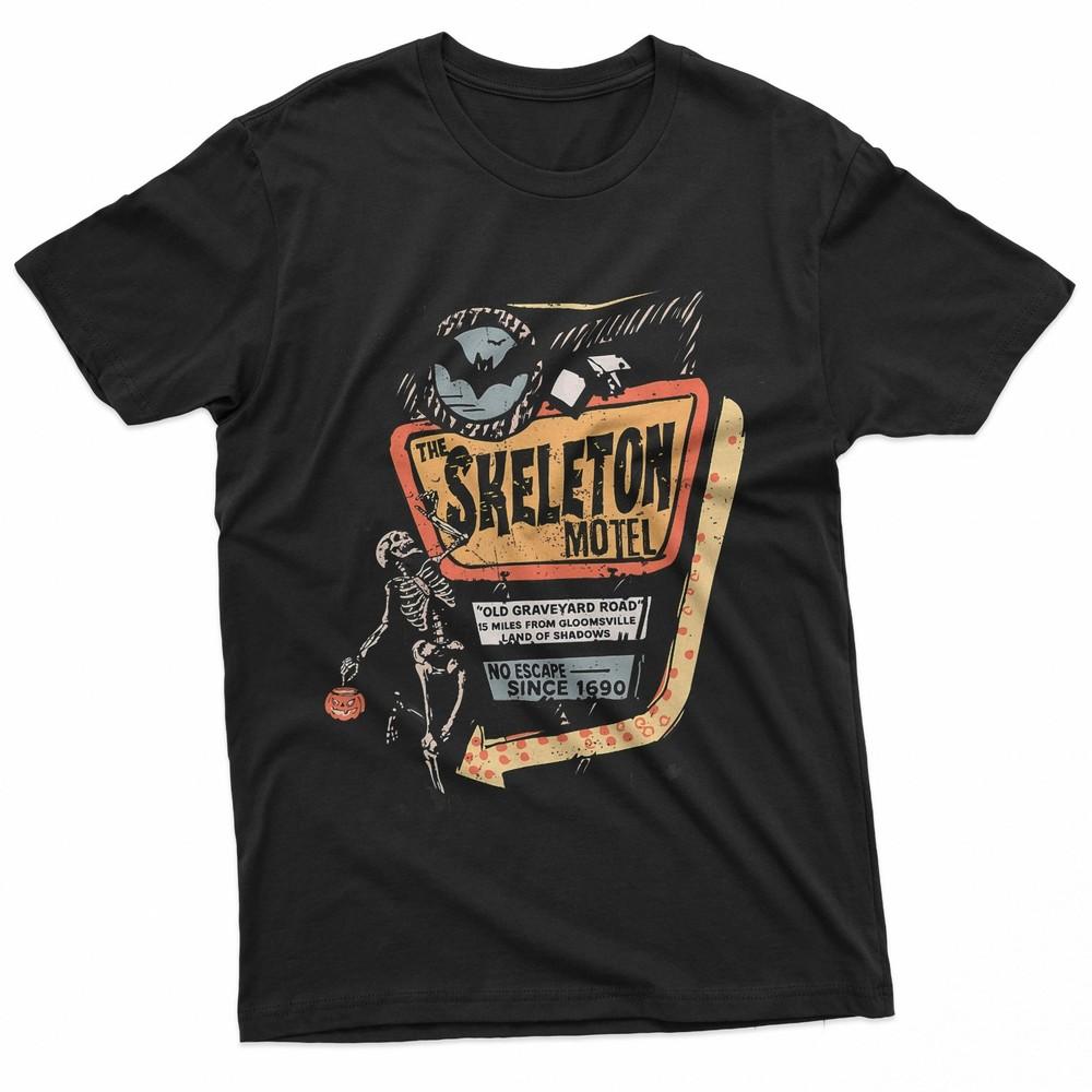 Skeleton Motel Vintage Horror Halloween Graphic TShirt Unisex T-Shirt XL