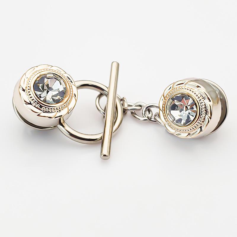 Pearl Brooch Cardigan Chain with Decorative OT Buckle