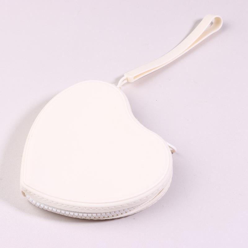 Portable Silicone Coin Purse Waterproof Heart-Shaped Small Wrist Wallet Solid Color Zipper Travel Sundries Storage Bag