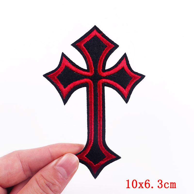 Personality Skull Embroidered DIY Punk/Rock Patch Iron On Patches For Clothing thermoadhesive Patches For Clothes Badge Decor
