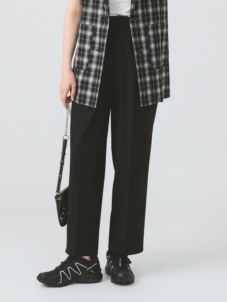 Ray Beams Women's One-Tuck Straight Pants, Black 1