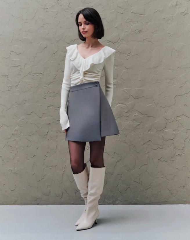 Versatile Slimming High-Waisted A-line Slit Skirt with Irregular Design
