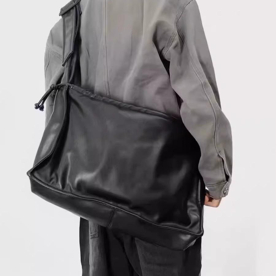 Large capacity tote bag women's new lazy style simple sports bag retro versatile shoulder messenger bag