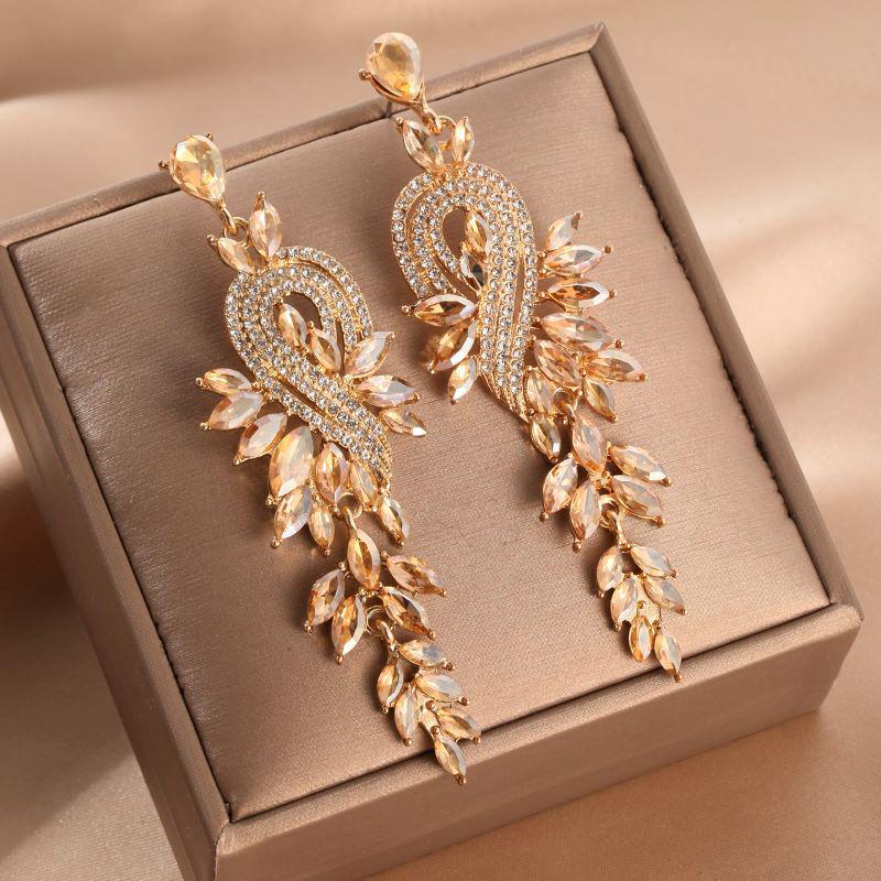 2023 Retro Long Leaf Tassel Teardrop Rhinestone Earrings
