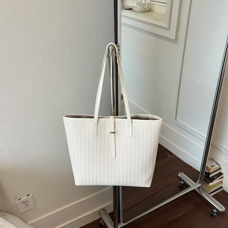 Women's Retro Woven Texture Tote Bag - Stylish Large Capacity Shoulder Handbag for Daily Commute