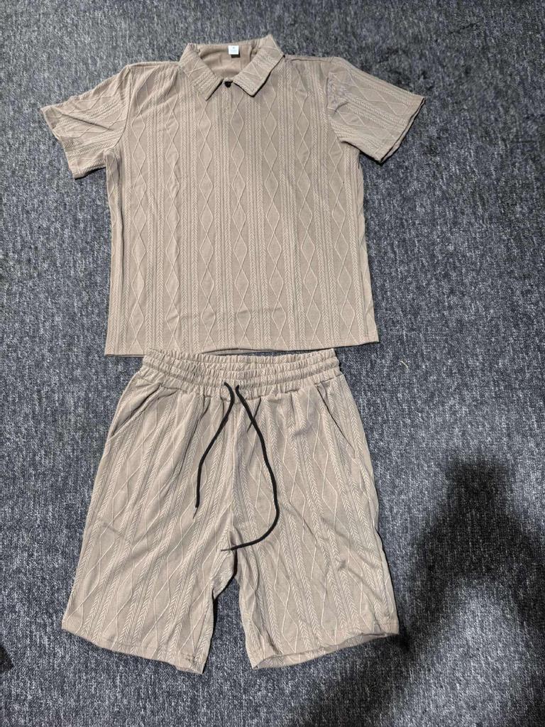 2026 Men's Summer Lapel Short Sleeve Shirt & Shorts Set - Casual Solid Color Jacquard Two-Piece