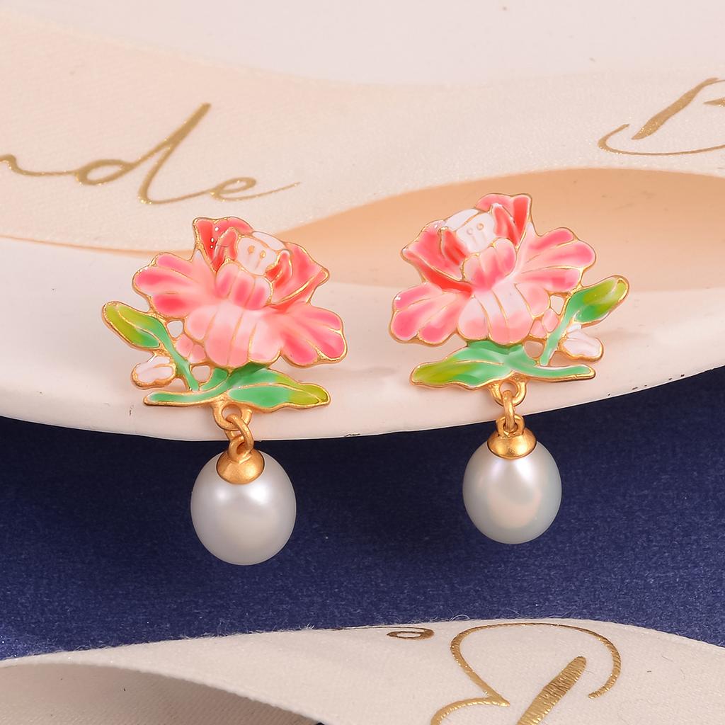 Fresh new Chinese flower stud oil painting style high-end enamel pearl earrings vintage national style tassel earrings women
