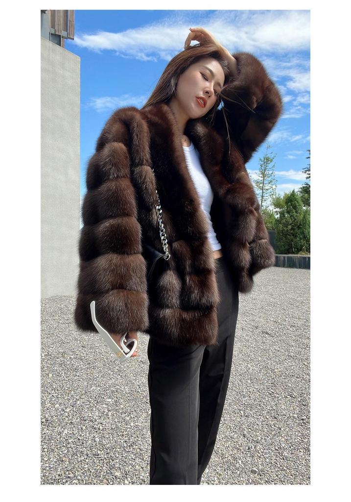 2025 Women's Purple V-neck Faux Fur Wool Coat - Loose, Slimming, and Warm for Winter