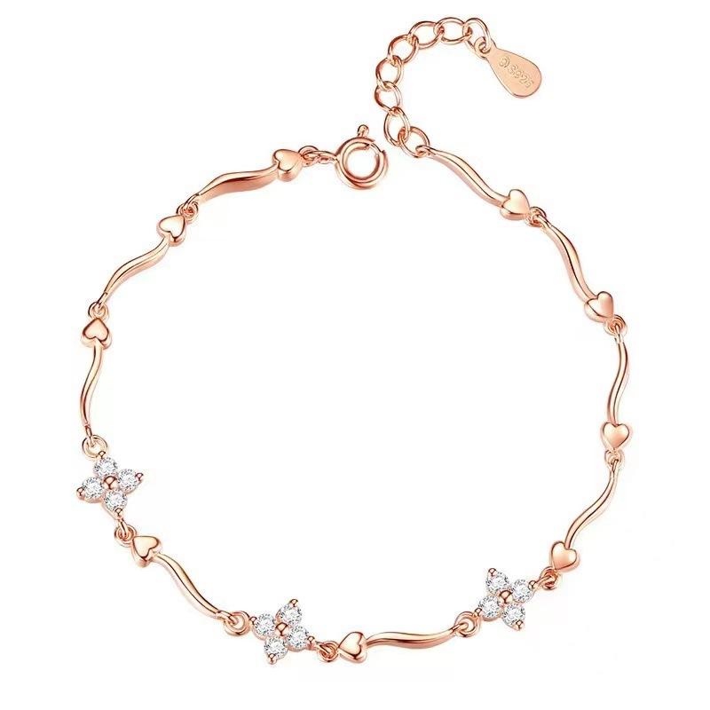 Four-leaf Clover Lucky Bracelet Women's Small and Versatile Bracelet Simple Temperament Mori Student Girlfriend Jewelry