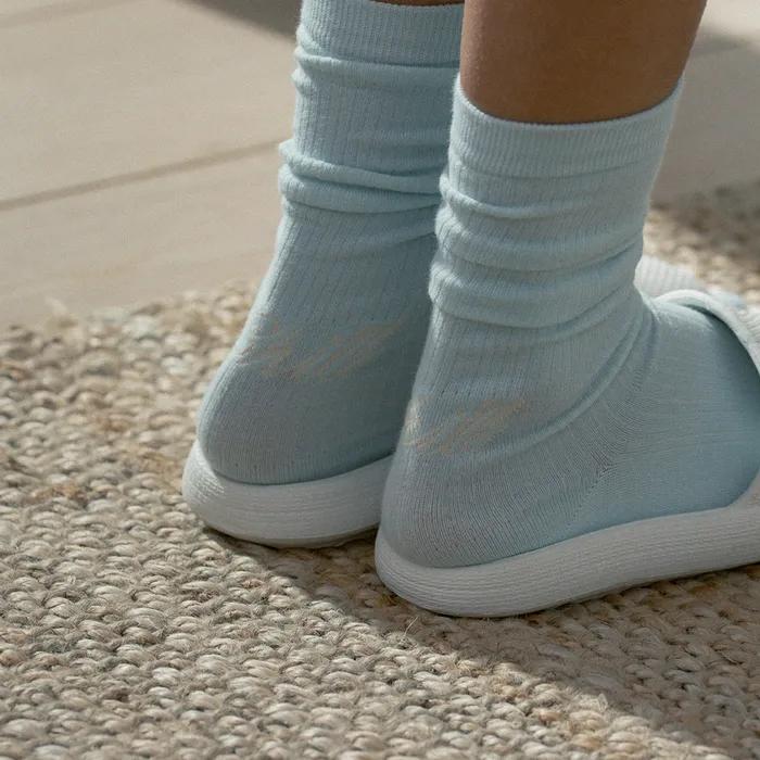 Summer Chill Socks (Pale Blue)