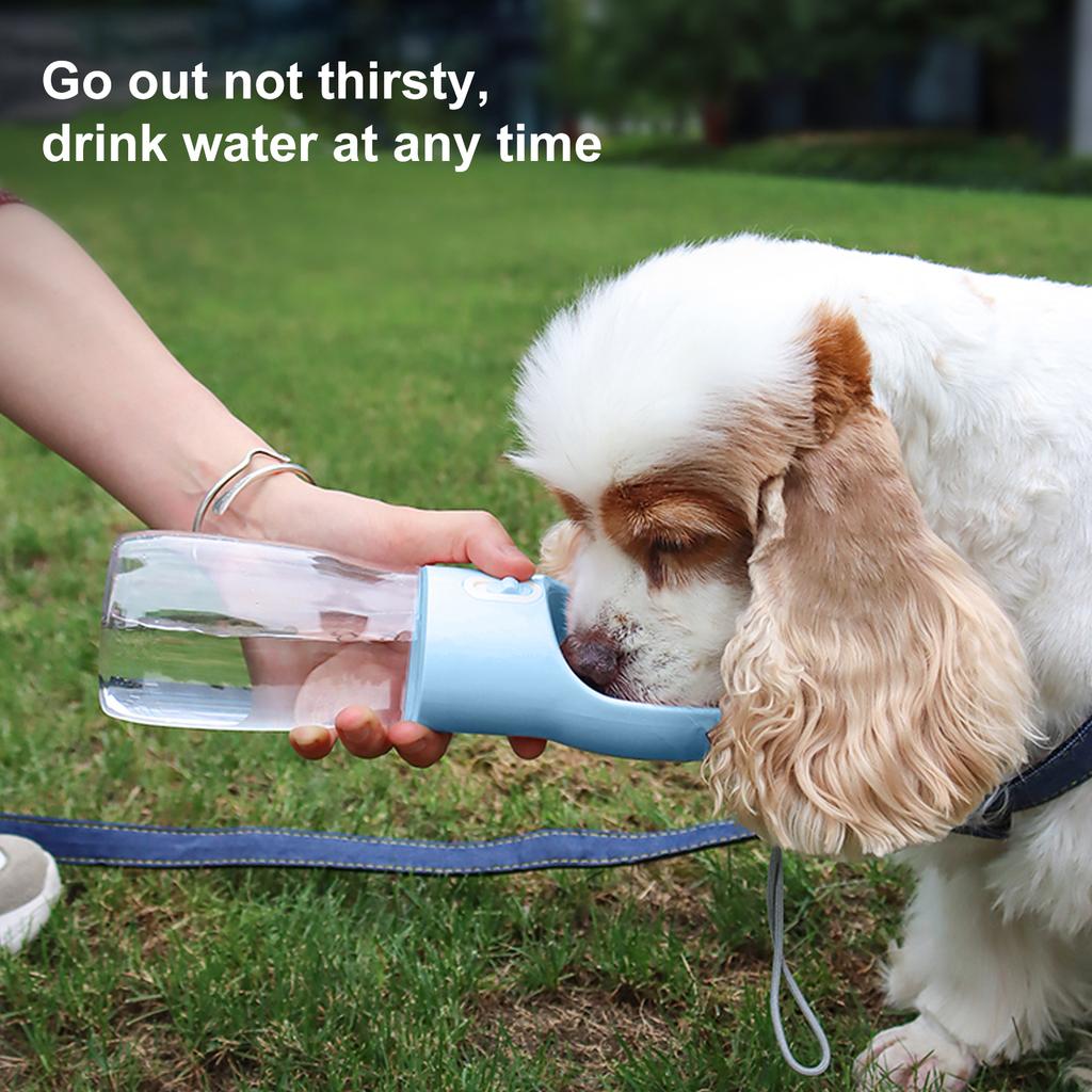 400ml Dog Water Bottle Food Grade Lkproof Water Saving Portable Dog Water Bowl Dispenser with Lanyard for Outdoor
