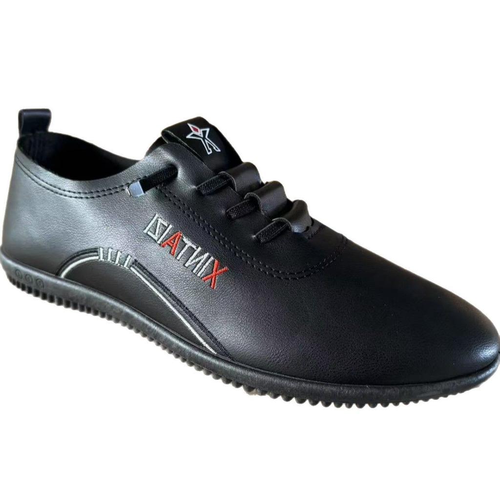 New Casual Men's Shoes Are Breathable and Comfortable, Versatile Leather Shoes, Soft-soled Little White Shoes, One Pedal