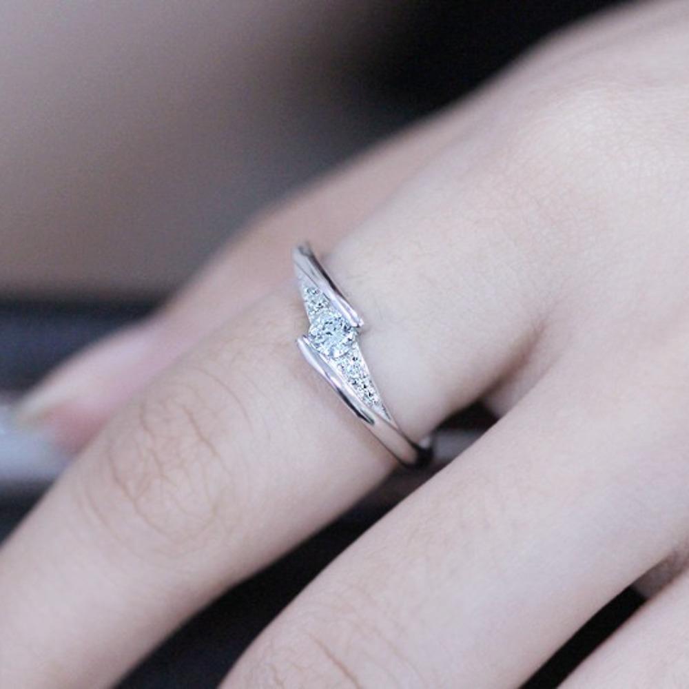 Eternal Love Rings for Women Silver Plated Copper Crystal Wedding Band Fashion Couple Jewelry