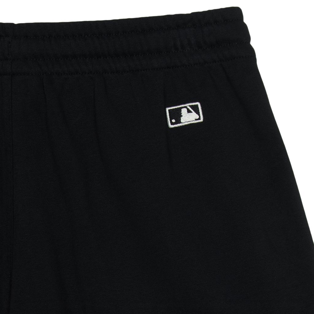 New MLB Basic New York Yankees Casual Shorts Unisex Black 3ASPB0653-50BKS