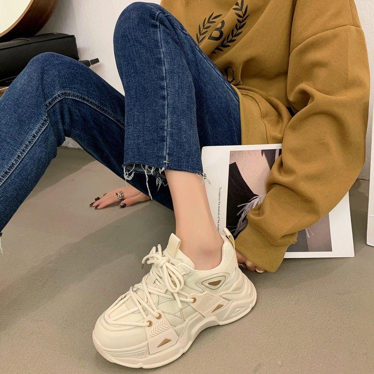 Women's Shoes with Round Toe Muffin Heel Spring and Summer 2024 New Mesh Breathable Feet Thick Soles Running and Leisure Shoes