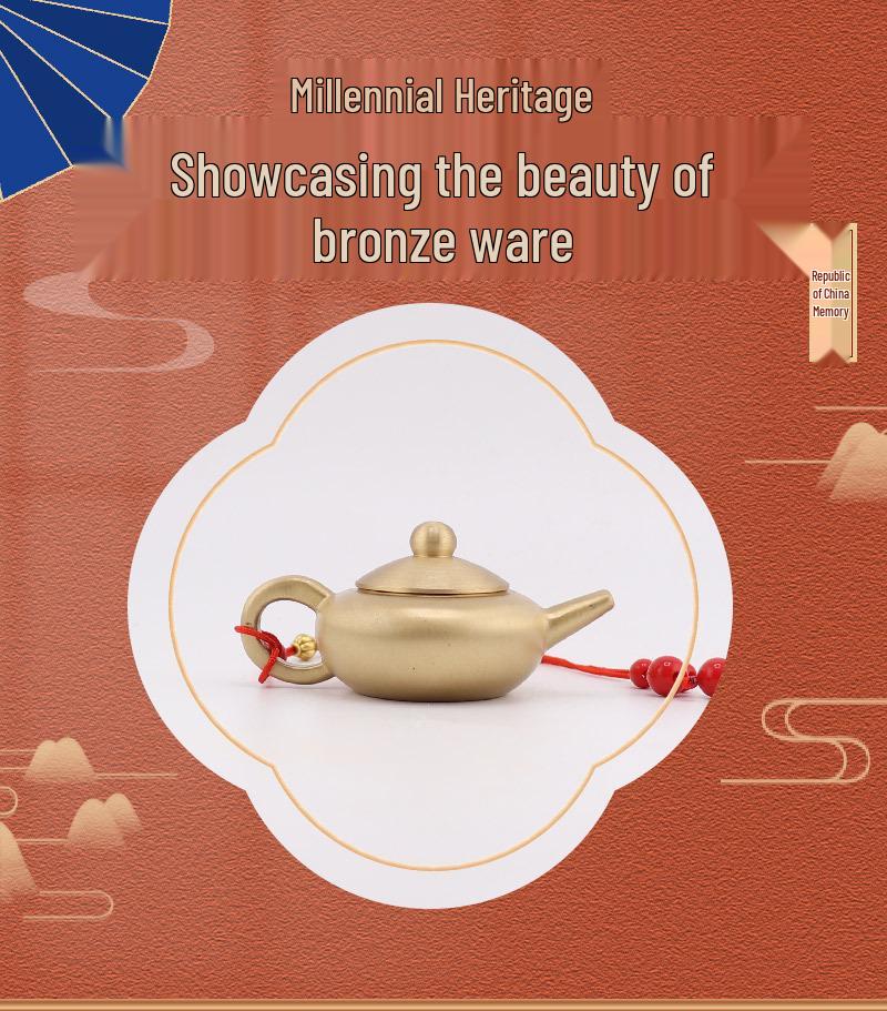 Mini Vintage Brass Teapot Ornament with Exquisite Handle Design