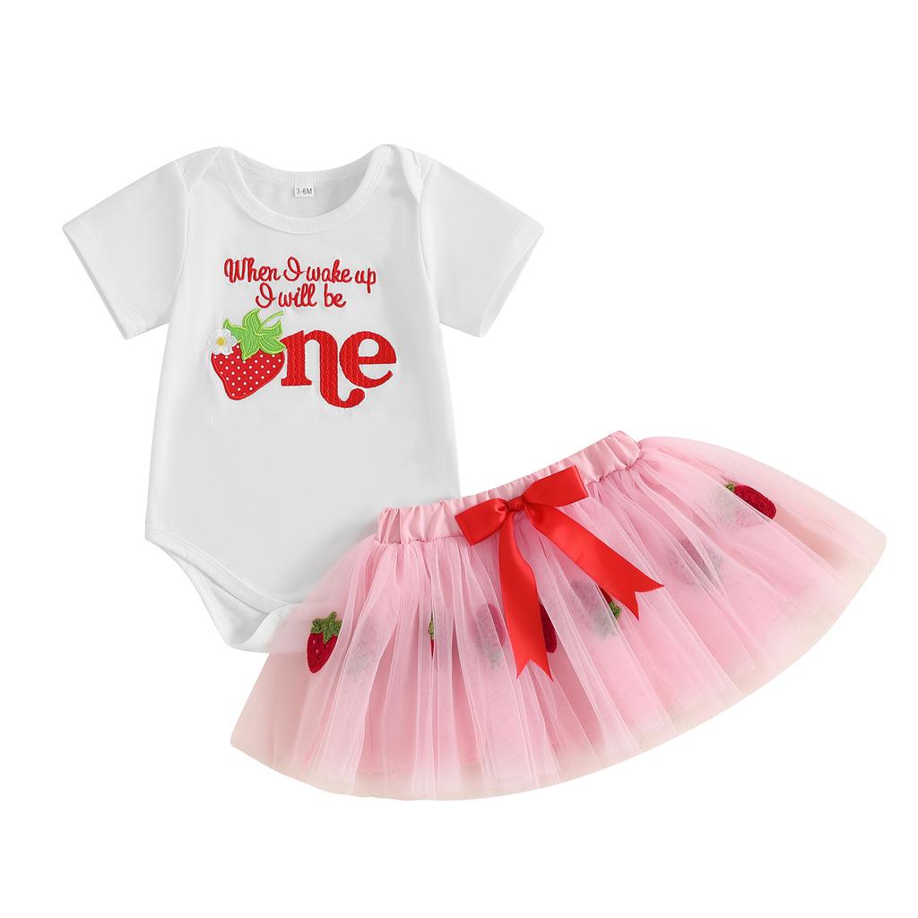 Baby Mädchen Erdbeere Erstgeburtstag Outfit Buchstabenstickerei Kurzarm Strampler Tüllrock mit Schleife 2-teiliges Set