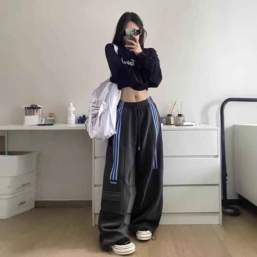 Women's Retro High-Waist Cargo Sweatpants - Three-Stripe, Wide-Leg, Casual Sportswear for Spring & Autumn