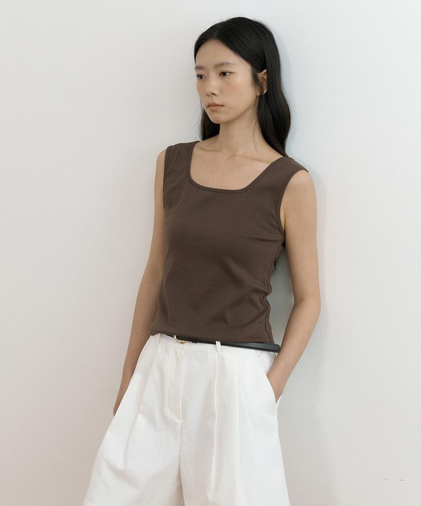 Lingseoul Square Neck Sleeveless Top-Brown
