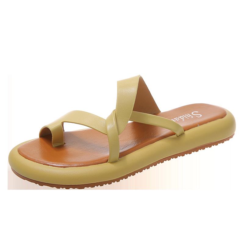 

Flat-bottomed slippers for women s outer wear in the summer of 2025, the new Korean thick-bottomed cover, toe cross belt, and shit-stepping beach sand 40