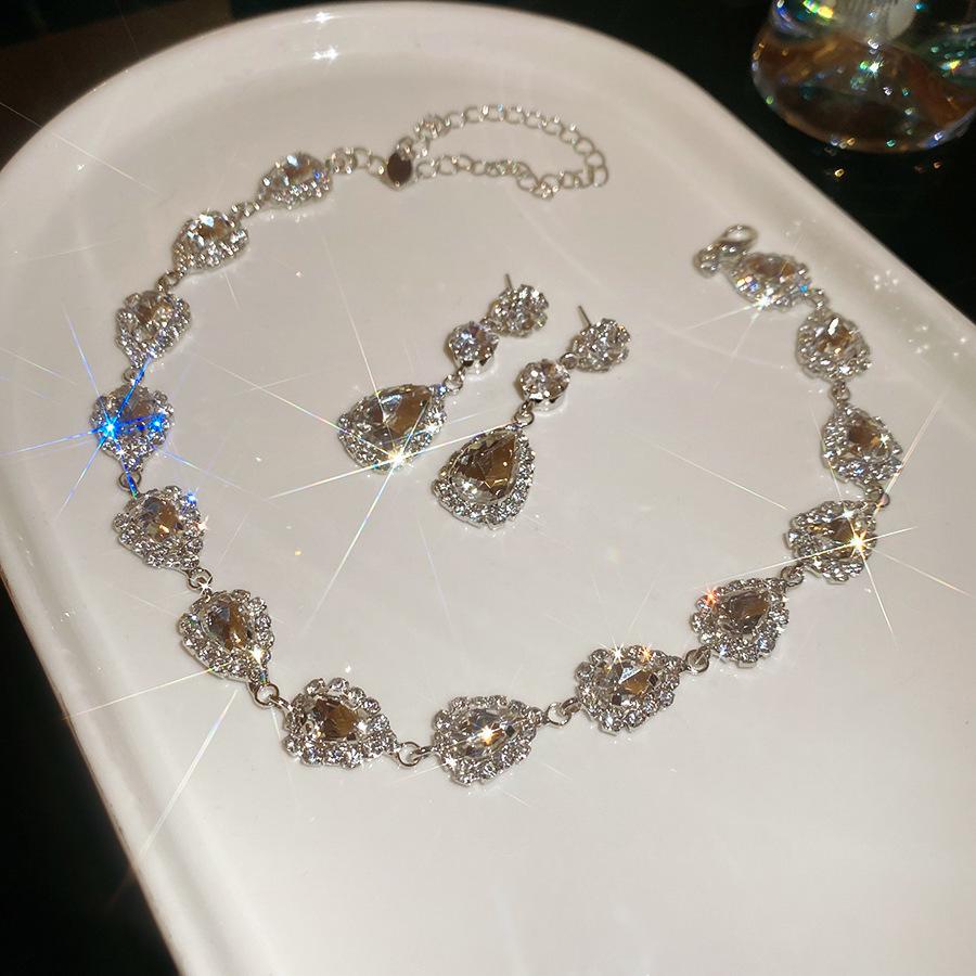Luxus Perlen- & Diamant-Wassertropfen-Ohrring- & Halsketten-Set - Elegante High-End Damenmode