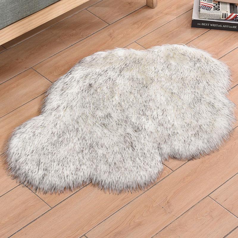 Faux Wool Cloud-Pattern Long Pile Rug for Living Room, Bedroom, and Bay Window