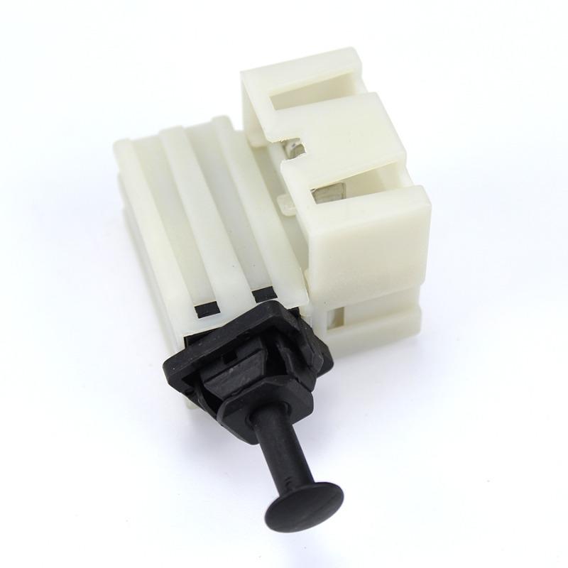 04671336AD 4671336AD CSFHU091AA 04671334 4671334 New Brake Stop Light Switch For Chrysler 300 Sebring Jeep Grand Cherokee ZJ WJ