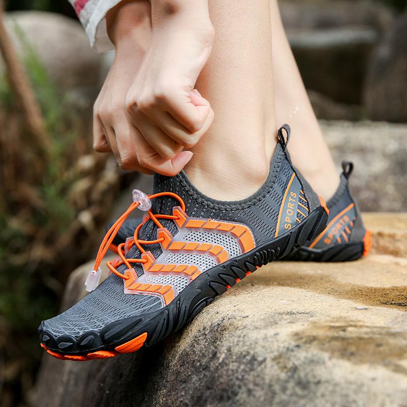 Spring and Summer New Thick-soled Men's and Women's Outdoor Swimming Shoes Beach Shoes Fashion Creek Shoes Wading Shoes Casual Shoes