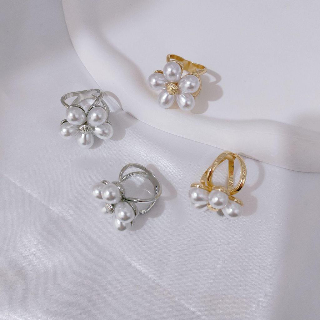 High-End Pearl Scarf and Belt Buckle for Windbreakers - Multifunctional Flower Knot Accessory