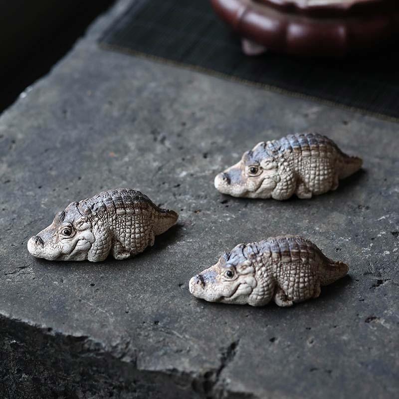 Handmade Purple Clay Alligator Tea Pet Financial Croc Tea Ceremony Accessory Desk Decor
