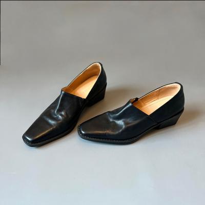 Cool Handsome Royal Sister Style Temperament Small Leather Shoes Female Personality Square Head Thick Heel One Pedal Loafers