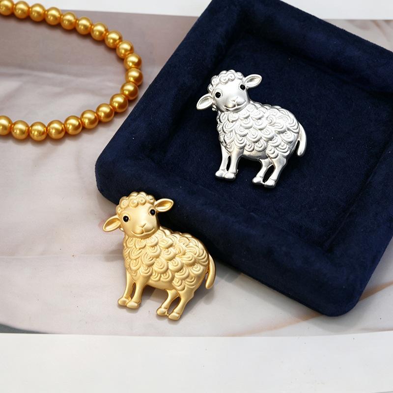 Unisex Sheep Brooch for Women Men Cute Year of The Goat Animal Pin Durable Alloy for Daily Wear Office Party Gift