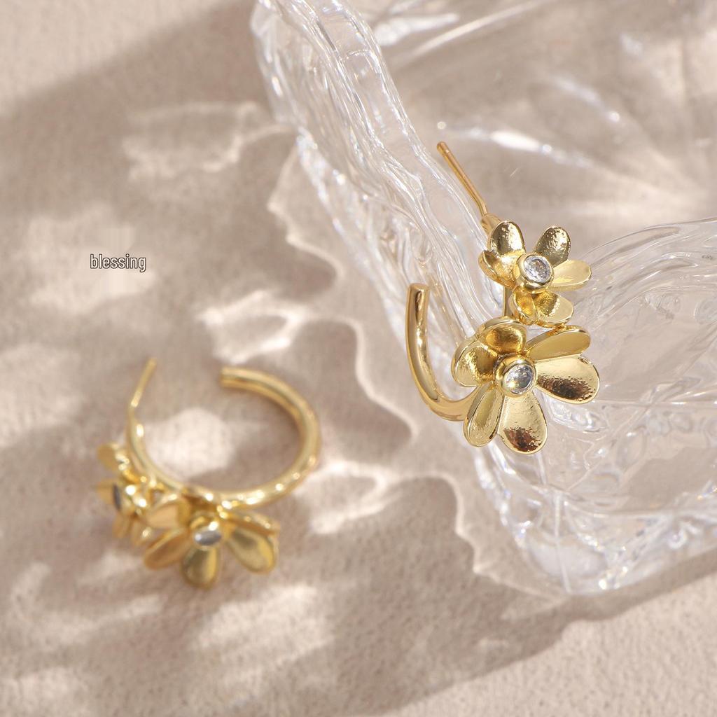Copper 3D Double Flower C-Stud Earrings with Cubic Zirconia - Elegant Women's Jewelry