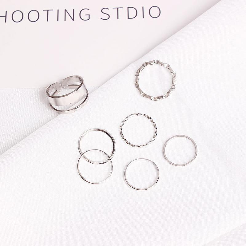 7Pcs Bohemian Creative Retro Simple Multi-Layer Opening Cross Twist Ring Set Jewelry For Women Geometric Ring
