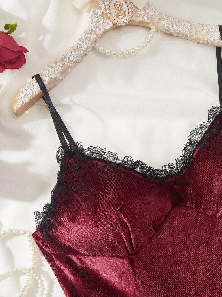 Samt Übergröße Sexy Dessous Set: Verführung Nachthemd & String