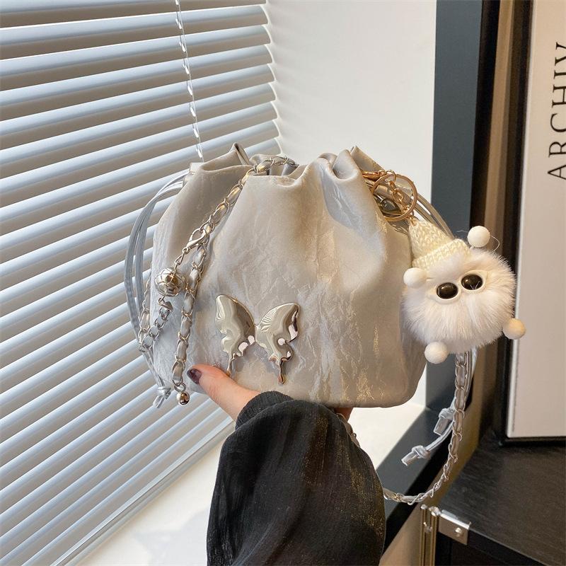 Summer small bag women's new high-end niche designer chain messenger bag fashion bucket bag