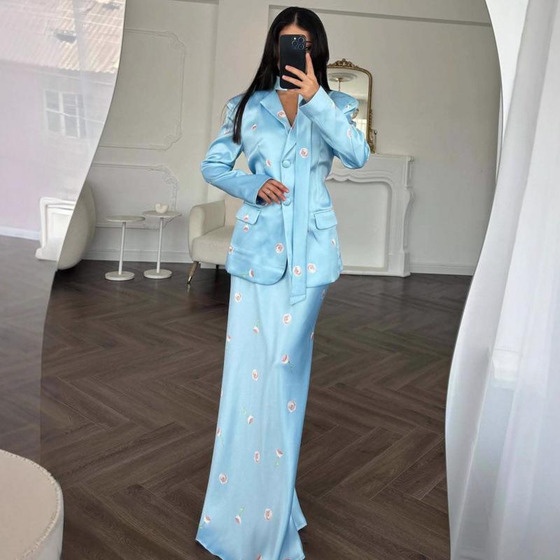 Autumn and Winter New Casual Design Sense Loose Straps Fashion Temperament Printed Blazer Long Skirt Set