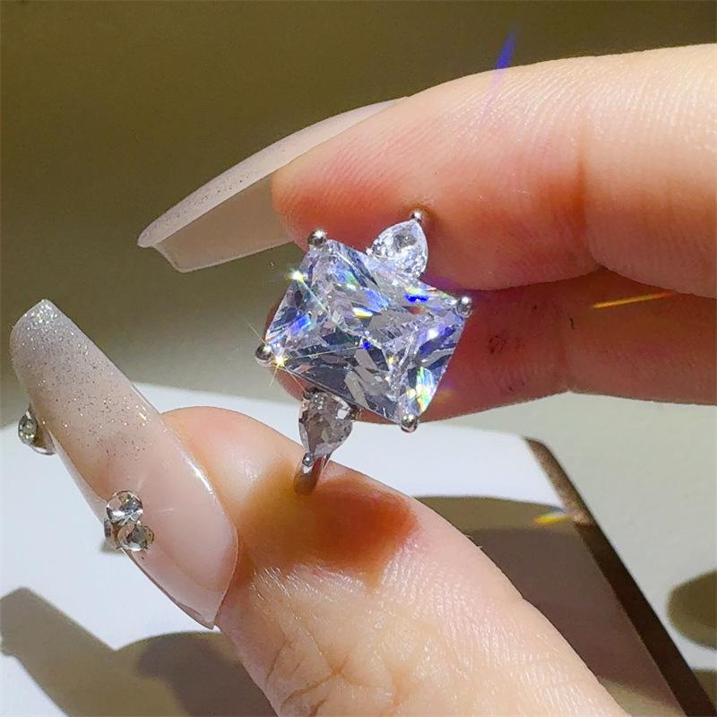 Radiant 2 Carat Moissanite Three-Stone Women s Ring, D Color VVS1 Diamond Size 10