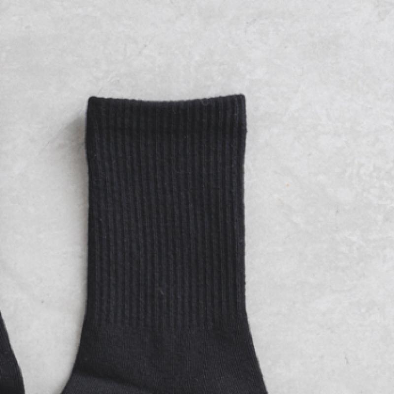Monfoot Women S Ribbed Mid Calf SockS Black