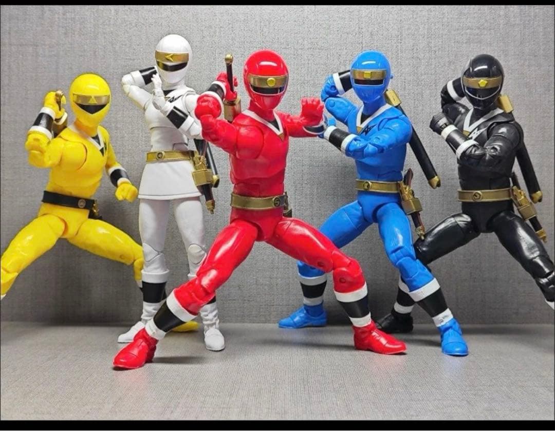 

[Б/У] Ninja Sentai Kakuranger Коллекция Lightning