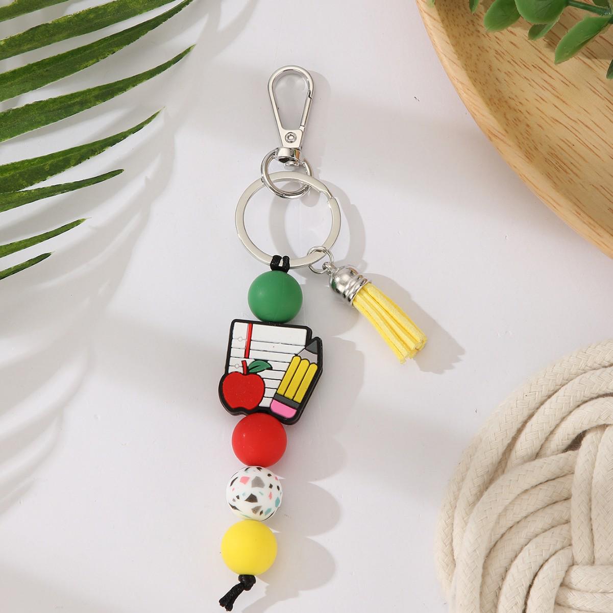 Elastic Silicone Bead Bracelet Keychain with Wooden Hexagonal Heart Design