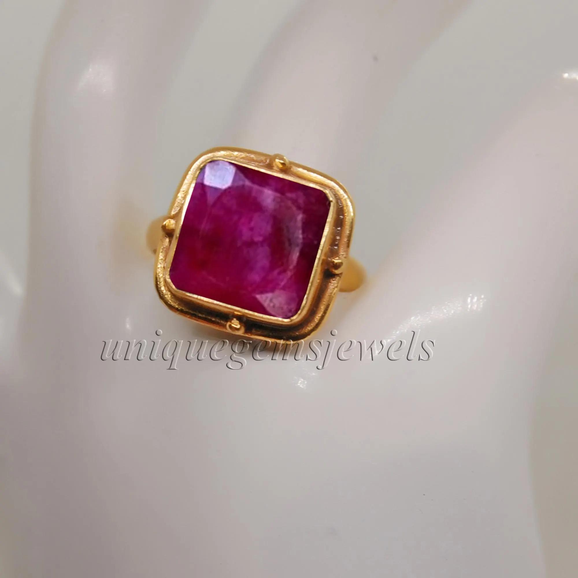 

Raw Red Ruby 925 Sterling Silver Yellow Gold Plated Ring Jewelry, Handmade Artisan Gift Ring 6 золотий жовтий колір