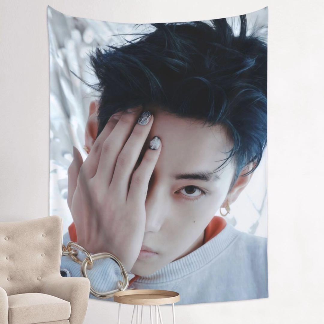 

[USED] BTS Tapestry WKorea Taehyung V Tae