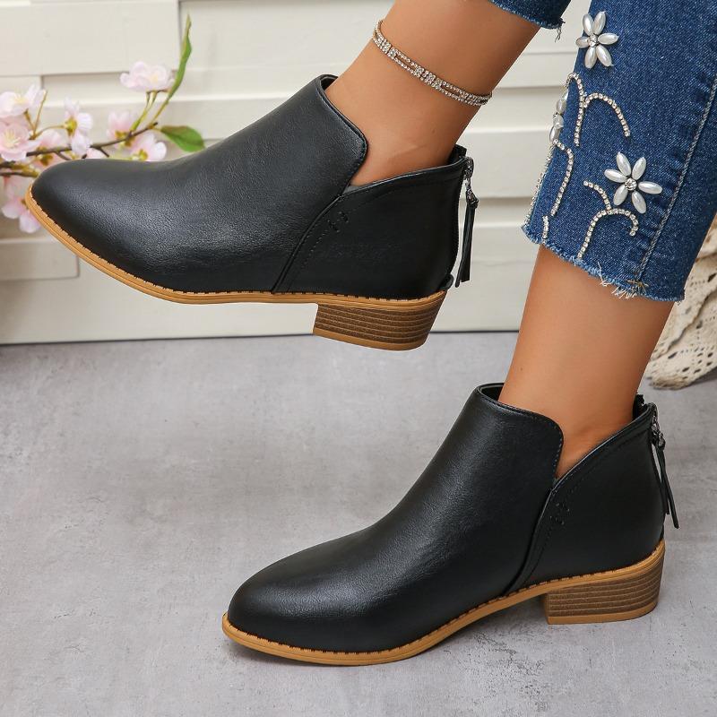 Pointed Rear Zipper Short Martin Boots Women's Large Size Leather Boots Solid Color Skinny Thick Heel Leather Surface and Ankle Boots