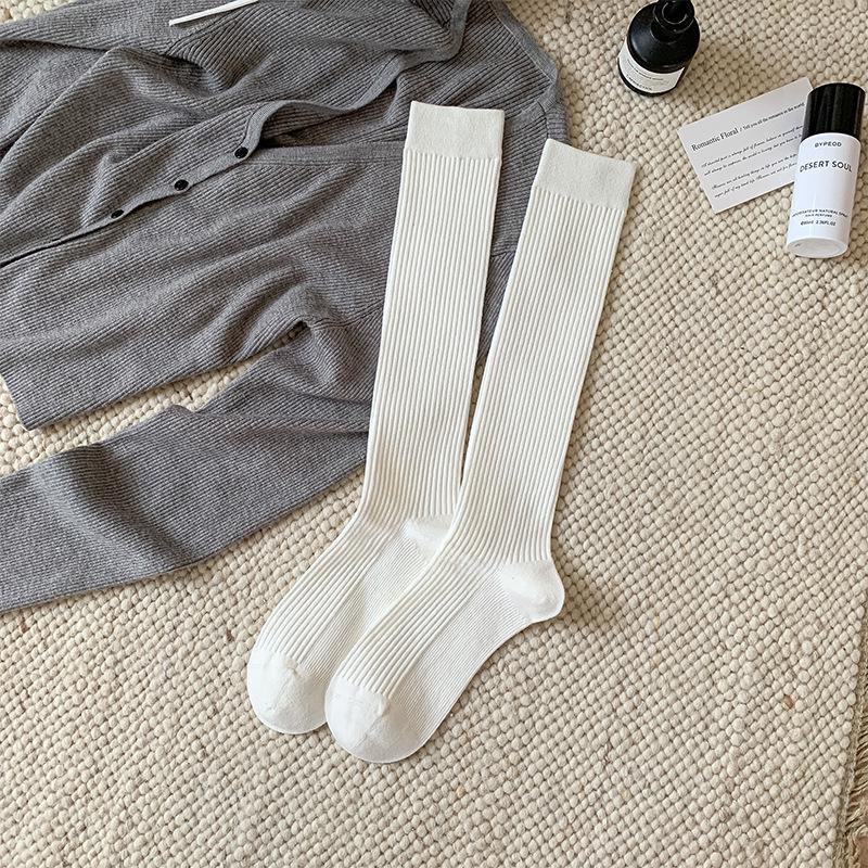 Kniehohe gerippte graue Slouch-Socken im koreanischen Stil für Damen - Herbstkollektion 2025